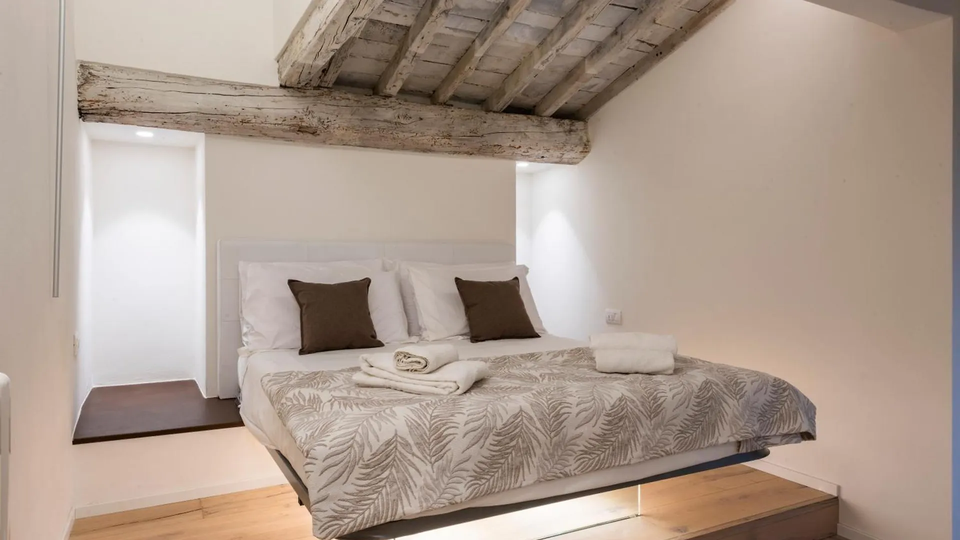 Dolce Vita Apartament Φλωρεντία 0*,